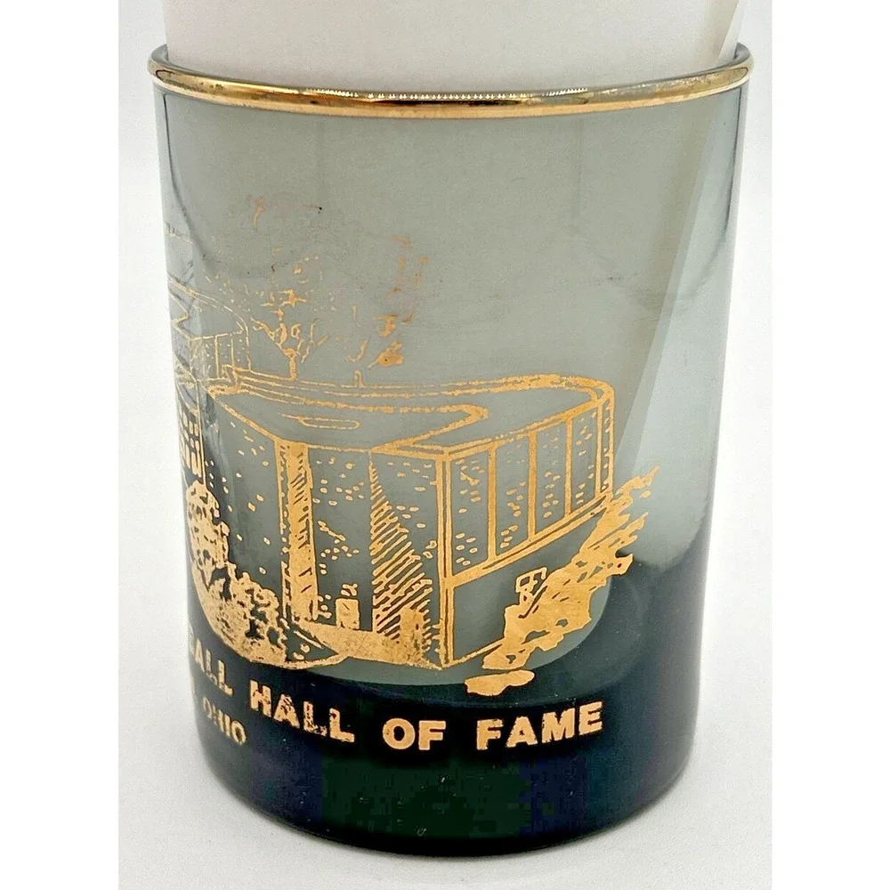 Vintage Professional Football Hall of Fame Canton‎ OH Gold Detail Glass SKU U221
